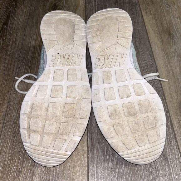 Nike Womens US Size 7.5 Tanjun SE 844908-304 Blue White Running Sneaker Shoes - Picture 10 of 11